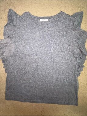 Storia Heather Gray Ruffle Sleeve Pocket Tee